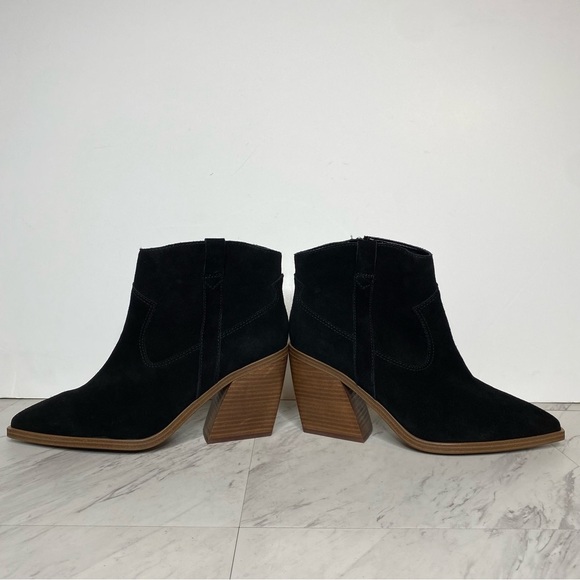 New! Vince Camuto Gredile Black Suede Pointy Toe Bootie 12M - Picture 7 of 14
